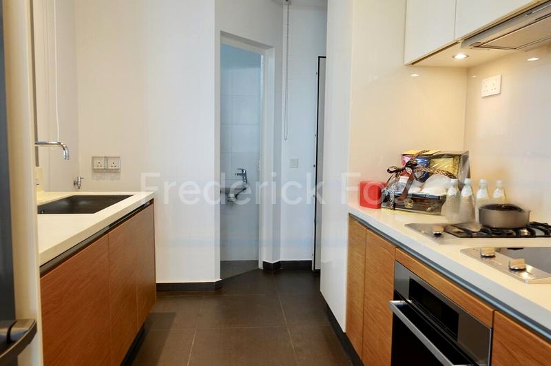 4 Bed Condo for Rent in  Nouvel 18 - Image 3